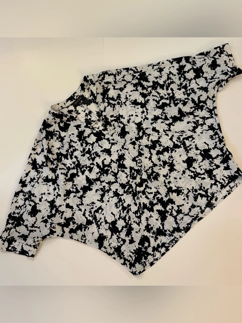 Lord & Taylor Black & White Abstract Splatter Batwing Blouse Size M - Picture 1 of 6